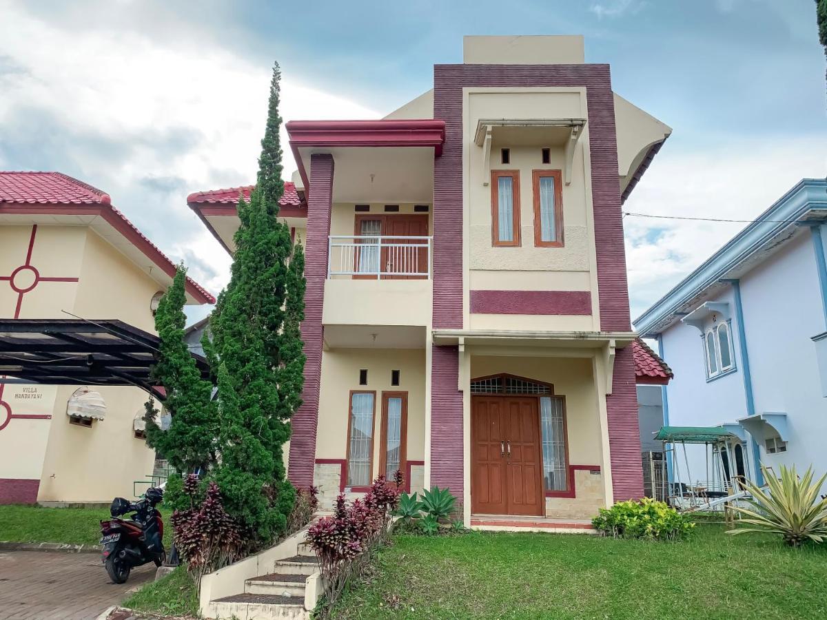 Cikundul Beranda Istirahat Villa 4Br At Galaxy Resort Puncak מראה חיצוני תמונה